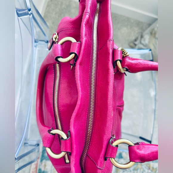 Coach Madison Magenta Bag - Picture 6 of 7